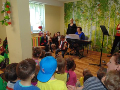Przedszkole Żłobek Centrum Terapeutyczne | Limanowa Mordarka Przyszowa | skrzatek.eu|Koncert uczniów ze szkoły muzycznej
