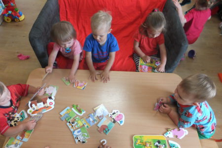 Przedszkole Żłobek Centrum Terapeutyczne | Limanowa Mordarka Przyszowa | skrzatek.eu|CZERWONA ŚRODA :)
