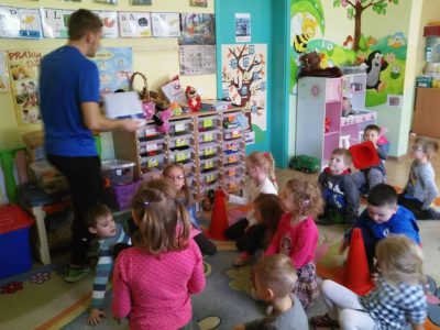 Przedszkole Żłobek Centrum Terapeutyczne | Limanowa Mordarka Przyszowa | skrzatek.eu|Kolejne zajęcia z piłki