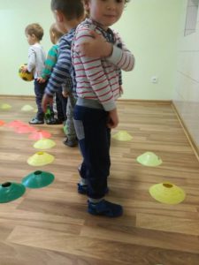 Przedszkole Żłobek Centrum Terapeutyczne | Limanowa Mordarka Przyszowa | skrzatek.eu|Kolejne zajęcia z piłki