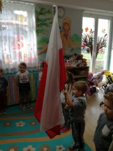 Przedszkole Żłobek Centrum Terapeutyczne | Limanowa Mordarka Przyszowa | skrzatek.eu|11 listopada – Dzień Niepodległości