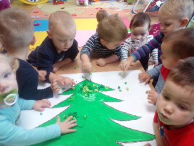 Przedszkole Żłobek Centrum Terapeutyczne | Limanowa Mordarka Przyszowa | skrzatek.eu|NASZA CHOINKA :)