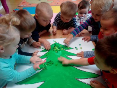 Przedszkole Żłobek Centrum Terapeutyczne | Limanowa Mordarka Przyszowa | skrzatek.eu|NASZA CHOINKA :)