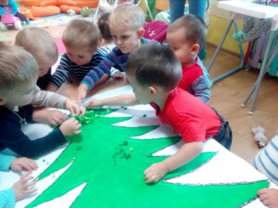 Przedszkole Żłobek Centrum Terapeutyczne | Limanowa Mordarka Przyszowa | skrzatek.eu|NASZA CHOINKA :)