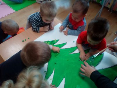 Przedszkole Żłobek Centrum Terapeutyczne | Limanowa Mordarka Przyszowa | skrzatek.eu|NASZA CHOINKA :)