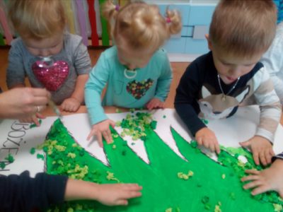 Przedszkole Żłobek Centrum Terapeutyczne | Limanowa Mordarka Przyszowa | skrzatek.eu|NASZA CHOINKA :)