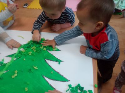 Przedszkole Żłobek Centrum Terapeutyczne | Limanowa Mordarka Przyszowa | skrzatek.eu|NASZA CHOINKA :)