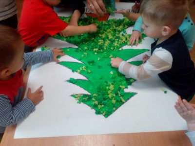 Przedszkole Żłobek Centrum Terapeutyczne | Limanowa Mordarka Przyszowa | skrzatek.eu|NASZA CHOINKA :)