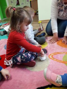 Przedszkole Żłobek Centrum Terapeutyczne | Limanowa Mordarka Przyszowa | skrzatek.eu|Sztuczny śnieg - Motylki