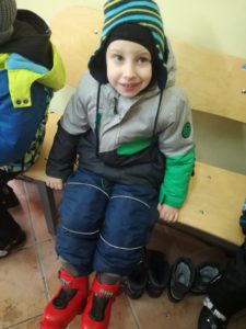 Przedszkole Żłobek Centrum Terapeutyczne | Limanowa Mordarka Przyszowa | skrzatek.eu|Przedszkolaki na nartach w Laskowej