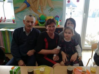 Przedszkole Żłobek Centrum Terapeutyczne | Limanowa Mordarka Przyszowa | skrzatek.eu|DZIEŃ BABCI I DZIADKA - MOTYLKI