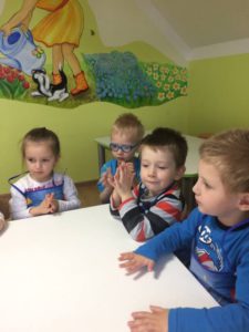 Przedszkole Żłobek Centrum Terapeutyczne | Limanowa Mordarka Przyszowa | skrzatek.eu|tłusty czwartek - żabki