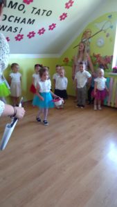 Przedszkole Żłobek Centrum Terapeutyczne | Limanowa Mordarka Przyszowa | skrzatek.eu|Dzień Mamy i Taty - MOTYLKI