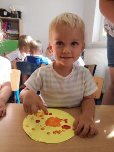Przedszkole Żłobek Centrum Terapeutyczne | Limanowa Mordarka Przyszowa | skrzatek.eu|Dzień Kropki w grupie Motylków