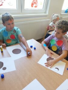 Przedszkole Żłobek Centrum Terapeutyczne | Limanowa Mordarka Przyszowa | skrzatek.eu|Dzień Kropki w grupie Misiów