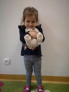 Przedszkole Żłobek Centrum Terapeutyczne | Limanowa Mordarka Przyszowa | skrzatek.eu|Dzień Pluszowego Misia w grupie Motylków