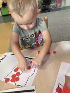 Przedszkole Żłobek Centrum Terapeutyczne | Limanowa Mordarka Przyszowa | skrzatek.eu|11 listopada -Święto Niepodległości .