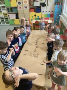 Przedszkole Żłobek Centrum Terapeutyczne | Limanowa Mordarka Przyszowa | skrzatek.eu|Innowacja pedagogiczna „Artystyczne Misie”🧸