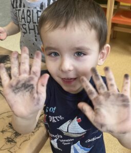 Przedszkole Żłobek Centrum Terapeutyczne | Limanowa Mordarka Przyszowa | skrzatek.eu|Innowacja pedagogiczna „Artystyczne Misie”🧸