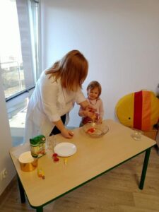 Przedszkole Żłobek Centrum Terapeutyczne | Limanowa Mordarka Przyszowa | skrzatek.eu|Kółko badawczo – eksperymentalne „Mali odkrywcy”