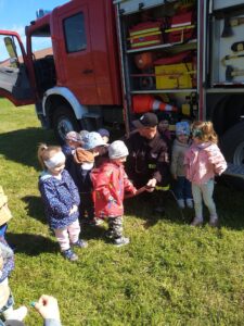 Przedszkole Żłobek Centrum Terapeutyczne | Limanowa Mordarka Przyszowa | skrzatek.eu|Odwiedziny strażaków 👩‍🚒