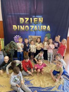 Przedszkole Żłobek Centrum Terapeutyczne | Limanowa Mordarka Przyszowa | skrzatek.eu|Dzień dinozaura