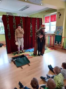 Przedszkole Żłobek Centrum Terapeutyczne | Limanowa Mordarka Przyszowa | skrzatek.eu|Przedszkole w Przyszowej odwiedził Teatrzyk 