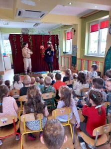 Przedszkole Żłobek Centrum Terapeutyczne | Limanowa Mordarka Przyszowa | skrzatek.eu|Przedszkole w Przyszowej odwiedził Teatrzyk 
