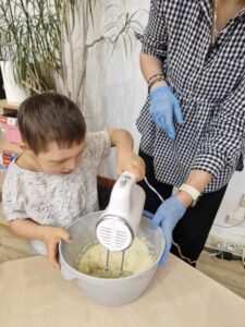Przedszkole Żłobek Centrum Terapeutyczne | Limanowa Mordarka Przyszowa | skrzatek.eu|Kółko kulinarne