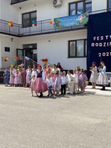 502153156_1161530129107848_2789543511686093572_n Przedszkole Żłobek Centrum Terapeutyczne | Limanowa Mordarka Przyszowa | skrzatek.eu|Festyn Rodzinny 2025
