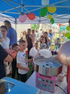 Przedszkole Żłobek Centrum Terapeutyczne | Limanowa Mordarka Przyszowa | skrzatek.eu|Piknik rodzinny