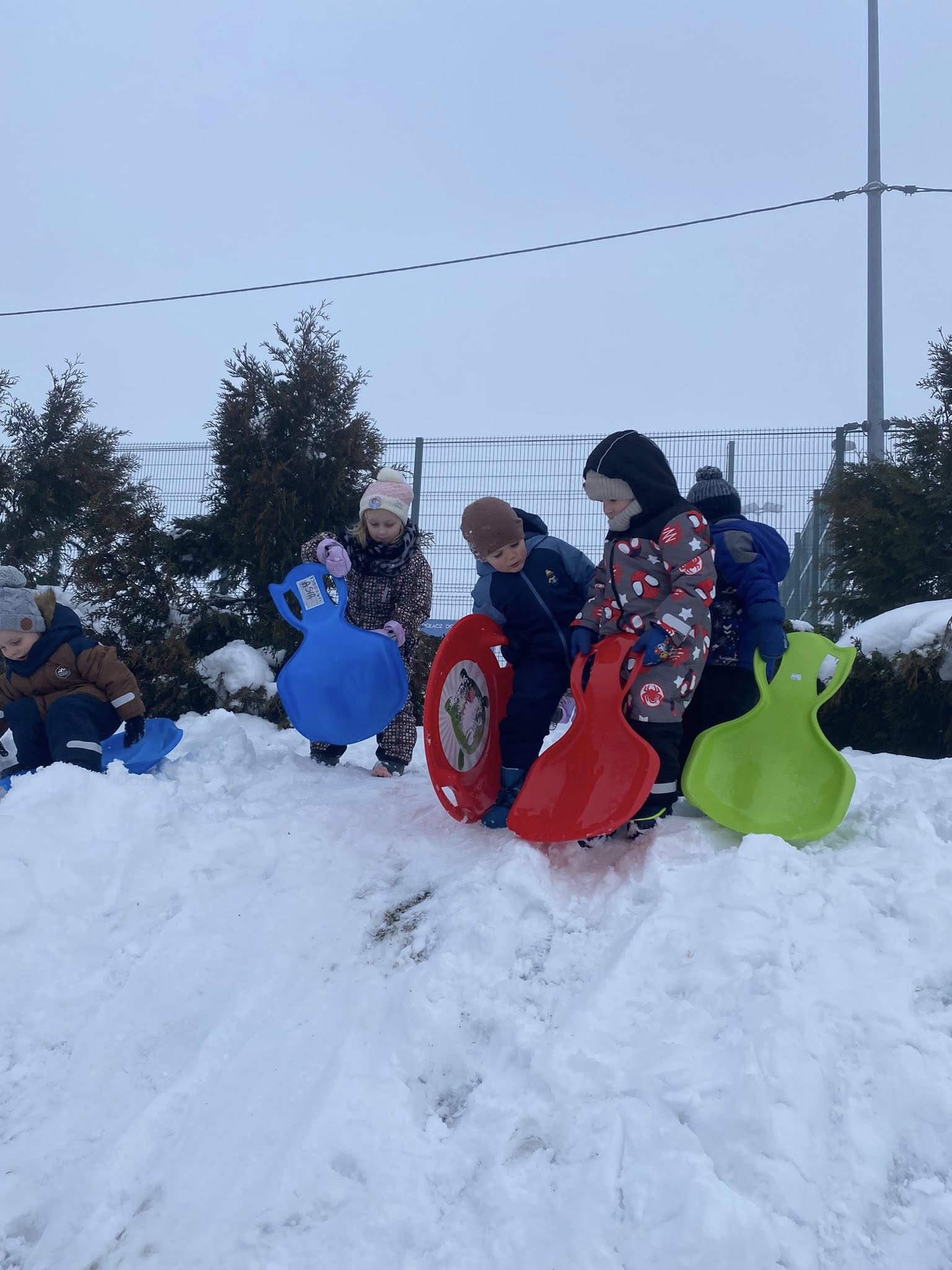 Zimowe zabawy naszych przedszkolaków :)