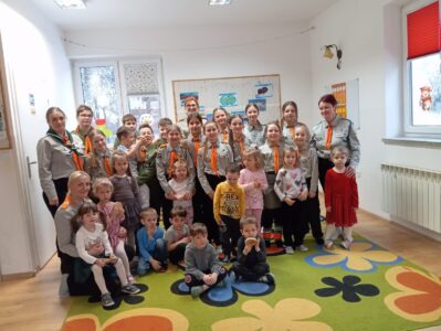 Przedszkole Żłobek Centrum Terapeutyczne | Limanowa Mordarka Przyszowa | skrzatek.eu|Wizyta harcerzy w naszym przedszkolu