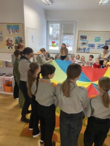 Przedszkole Żłobek Centrum Terapeutyczne | Limanowa Mordarka Przyszowa | skrzatek.eu|Wizyta harcerzy w naszym przedszkolu