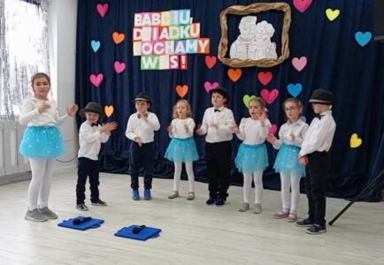 inbound4529730991400686017 Przedszkole Żłobek Centrum Terapeutyczne | Limanowa Mordarka Przyszowa | skrzatek.eu|Dzień Babci i Dziadka