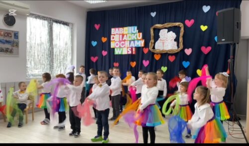 inbound8780763195770492656 Przedszkole Żłobek Centrum Terapeutyczne | Limanowa Mordarka Przyszowa | skrzatek.eu|Dzień Babci i Dziadka