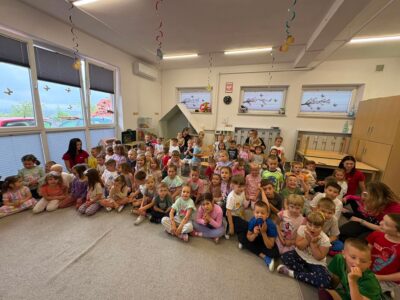 received_1655377942347386 Przedszkole Żłobek Centrum Terapeutyczne | Limanowa Mordarka Przyszowa | skrzatek.eu|Przedstawienie